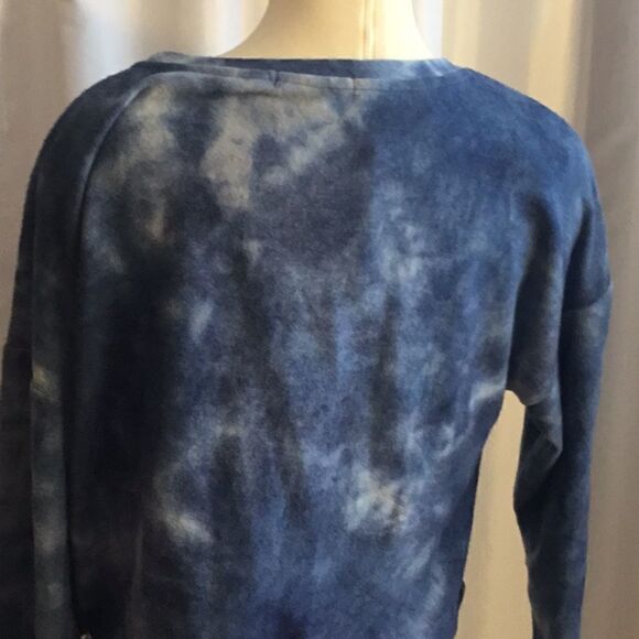 LOVE J crop long sleeve fleece in large DBR3 - Picture 10 of 13